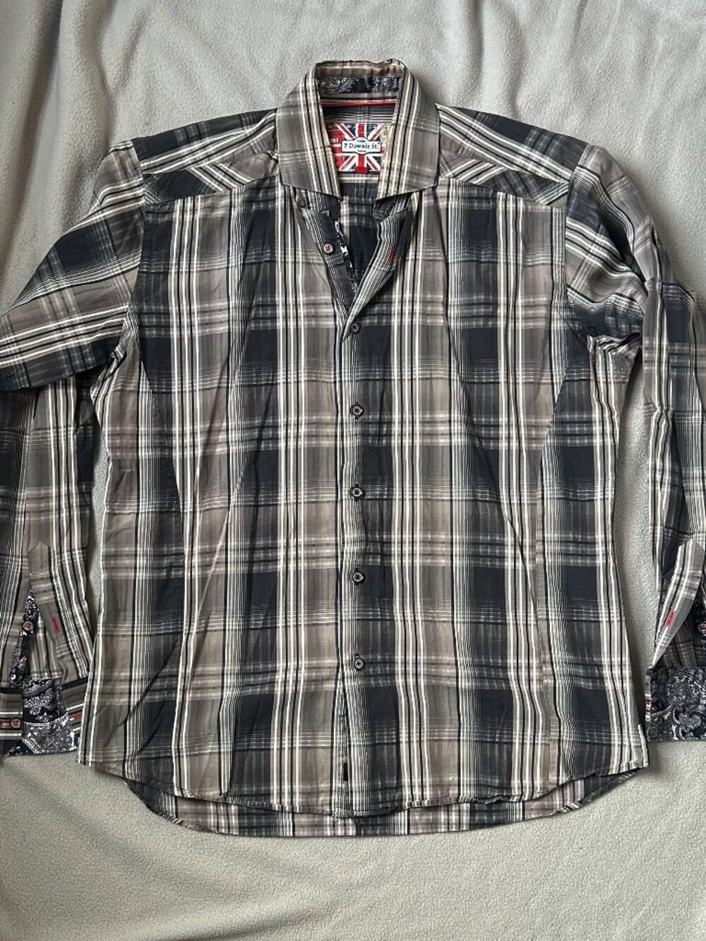 7 Downie St. Men’s Plaid Long Sleeve Sport Shirt - Black / Grey - US Medium